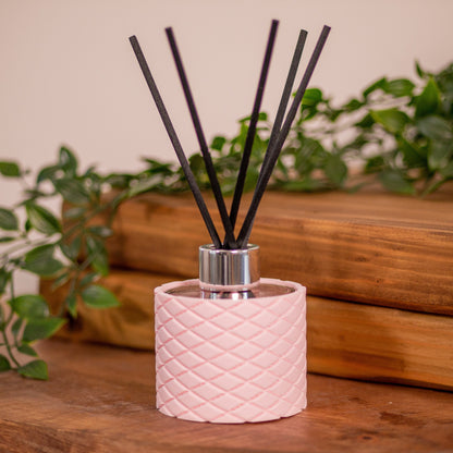 Reed Diffuser Bottle (100ml) - Coloured Sleeve Case - Refillable - Luxury Home decor - Available in a variety of colours