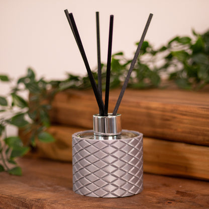 Reed Diffuser Bottle (100ml) - Coloured Sleeve Case - Refillable - Luxury Home decor - Available in a variety of colours